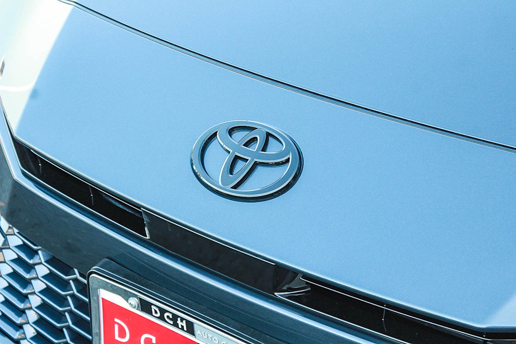 Thumbnail: 2026 Toyota Camry - 6