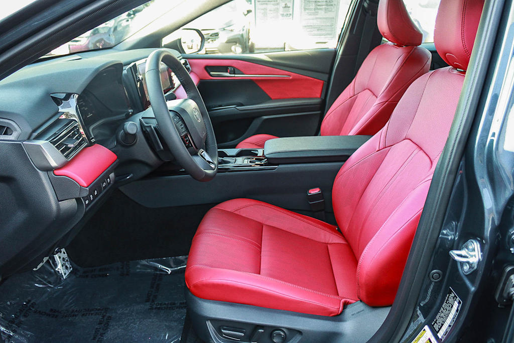 Thumbnail: 2026 Toyota Camry - 11