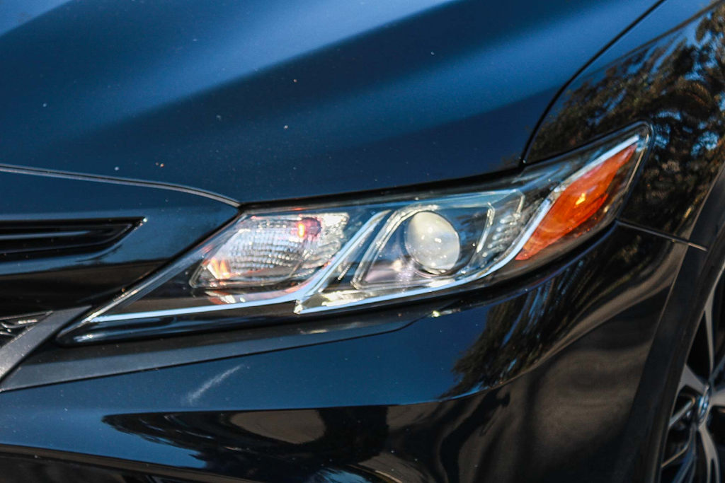 Thumbnail: 2020 Toyota Camry - 22