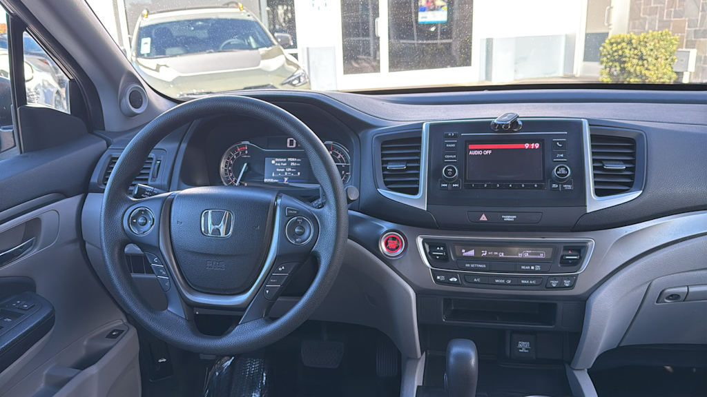 2016 Honda Pilot LX 9