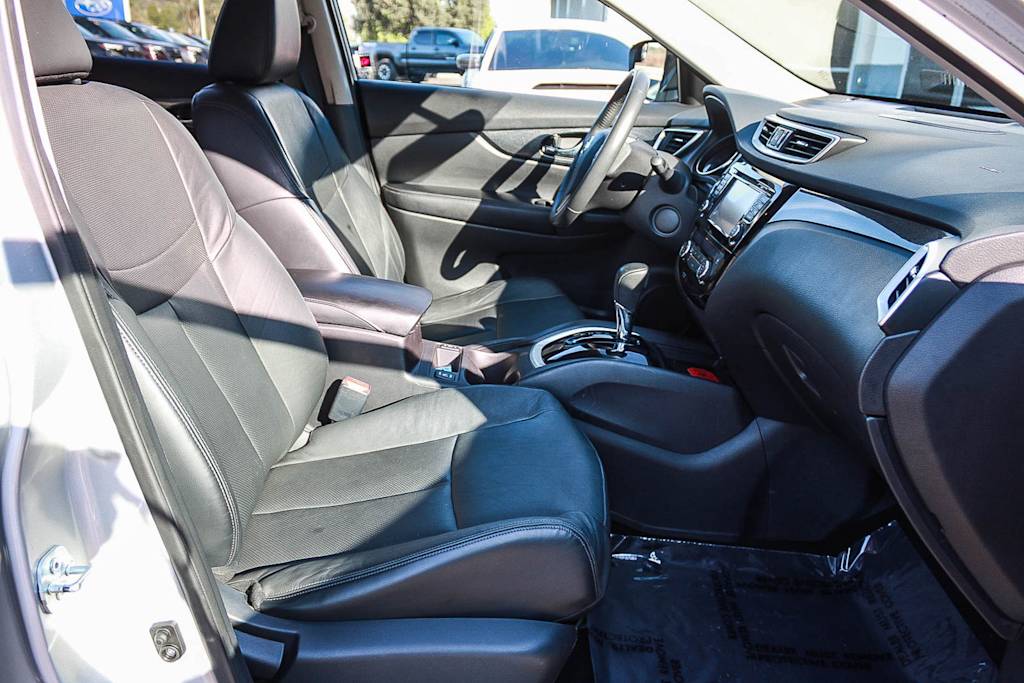 Thumbnail: 2014 Nissan Rogue - 10