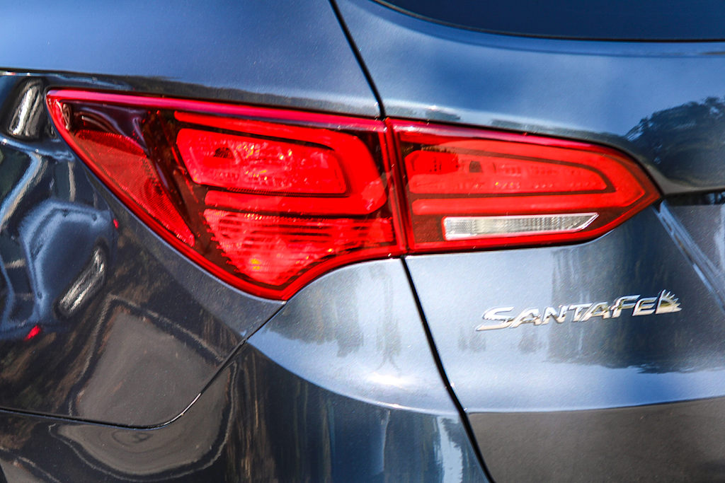 Thumbnail: 2017 Hyundai Santa Fe - 18