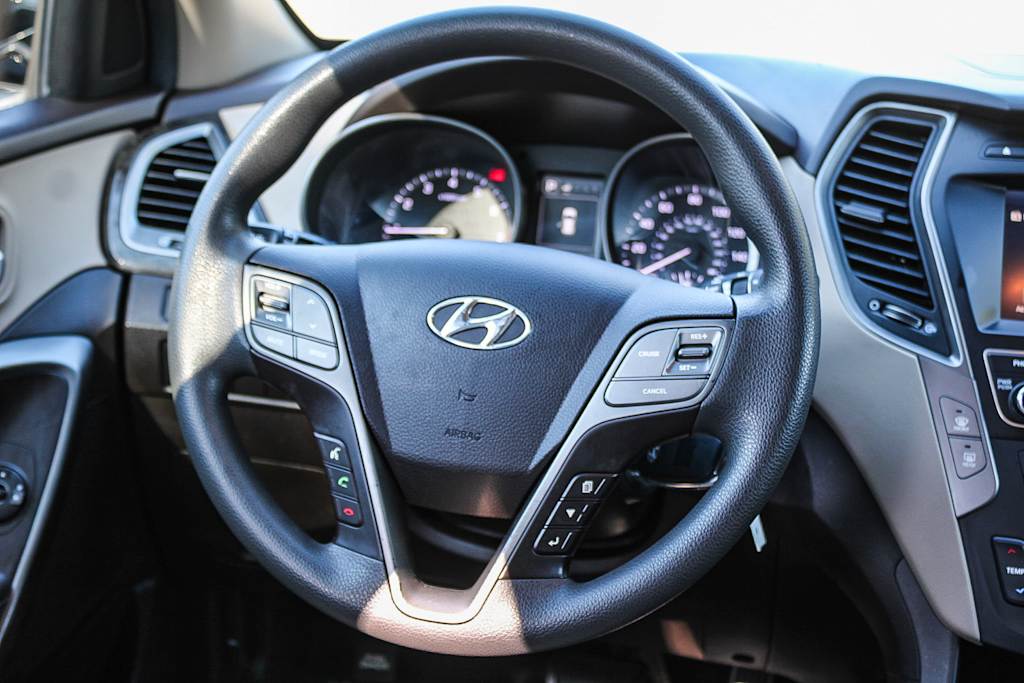 Thumbnail: 2017 Hyundai Santa Fe - 2
