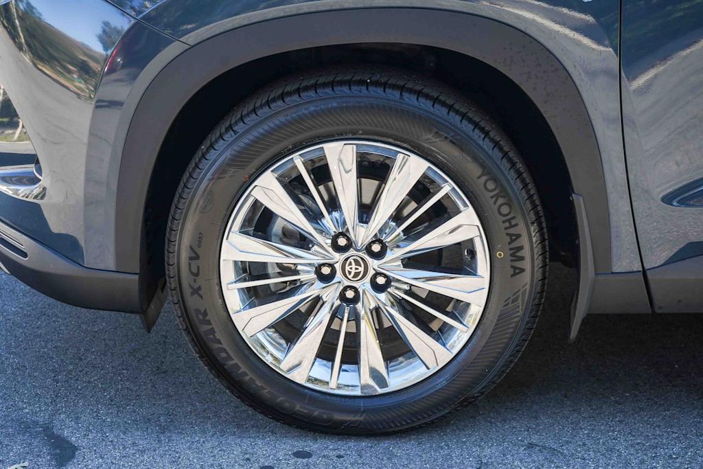 Thumbnail: 2024 Toyota Grand Highlander - 7