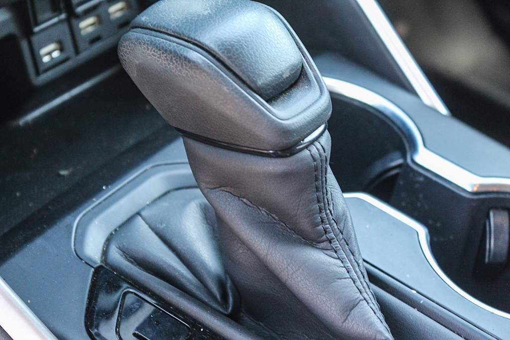 Thumbnail: 2020 Toyota Highlander - 13