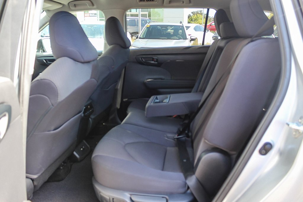 Thumbnail: 2020 Toyota Highlander - 11