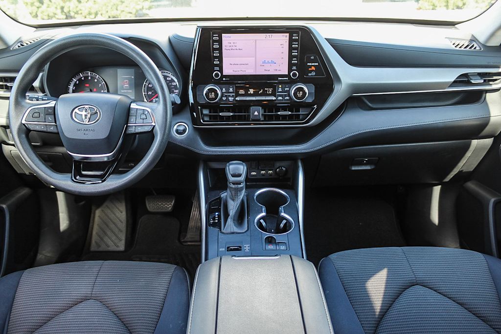 Thumbnail: 2020 Toyota Highlander - 2