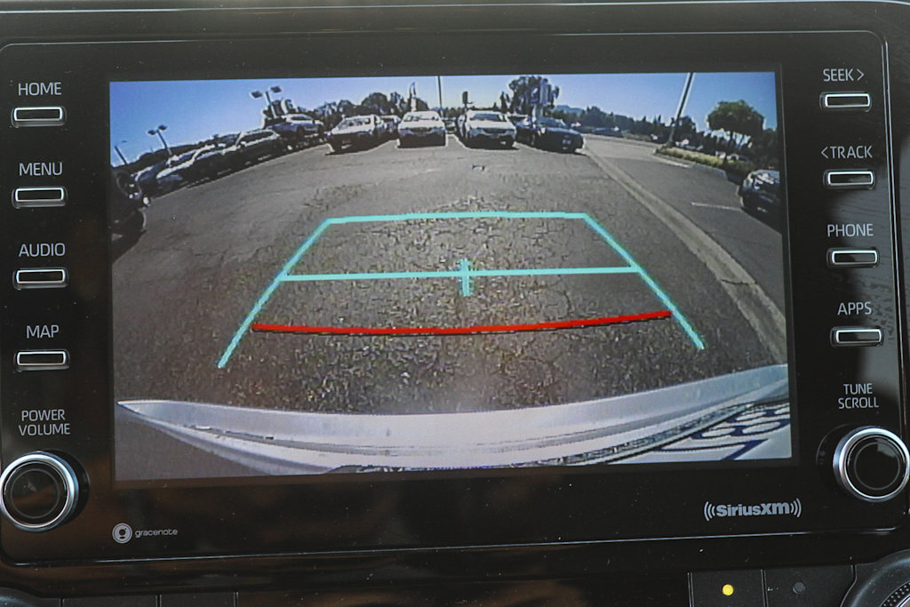 Thumbnail: 2020 Toyota Highlander - 26