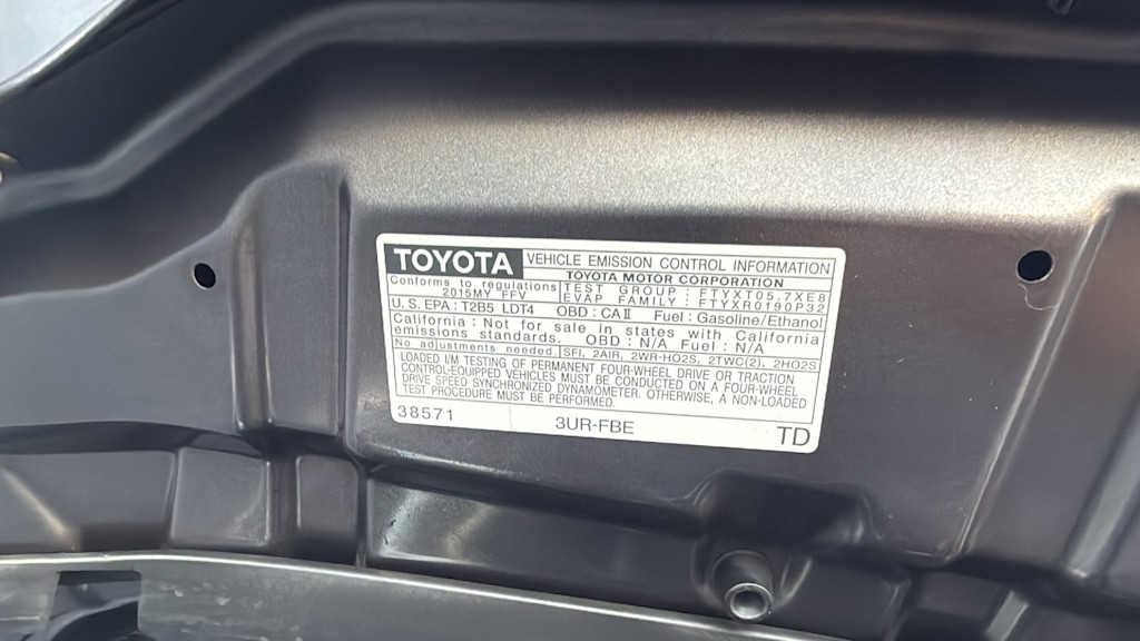 2015 Toyota Tundra SR5 18