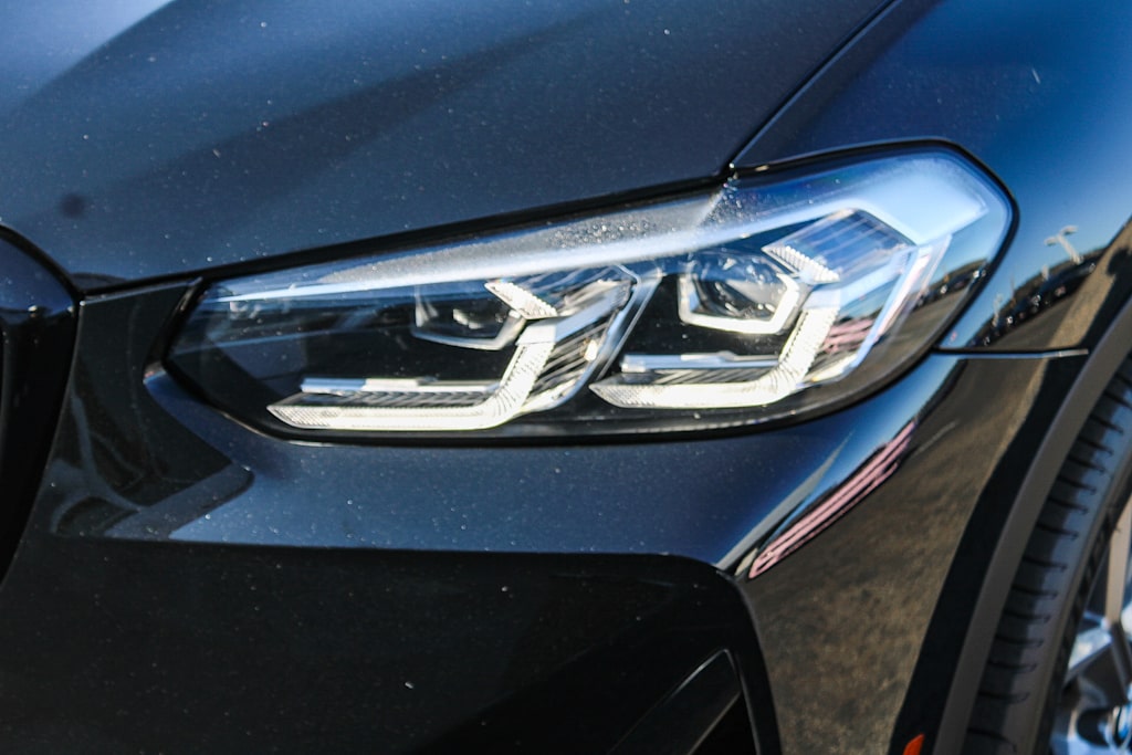 Thumbnail: 2023 BMW X3 - 21