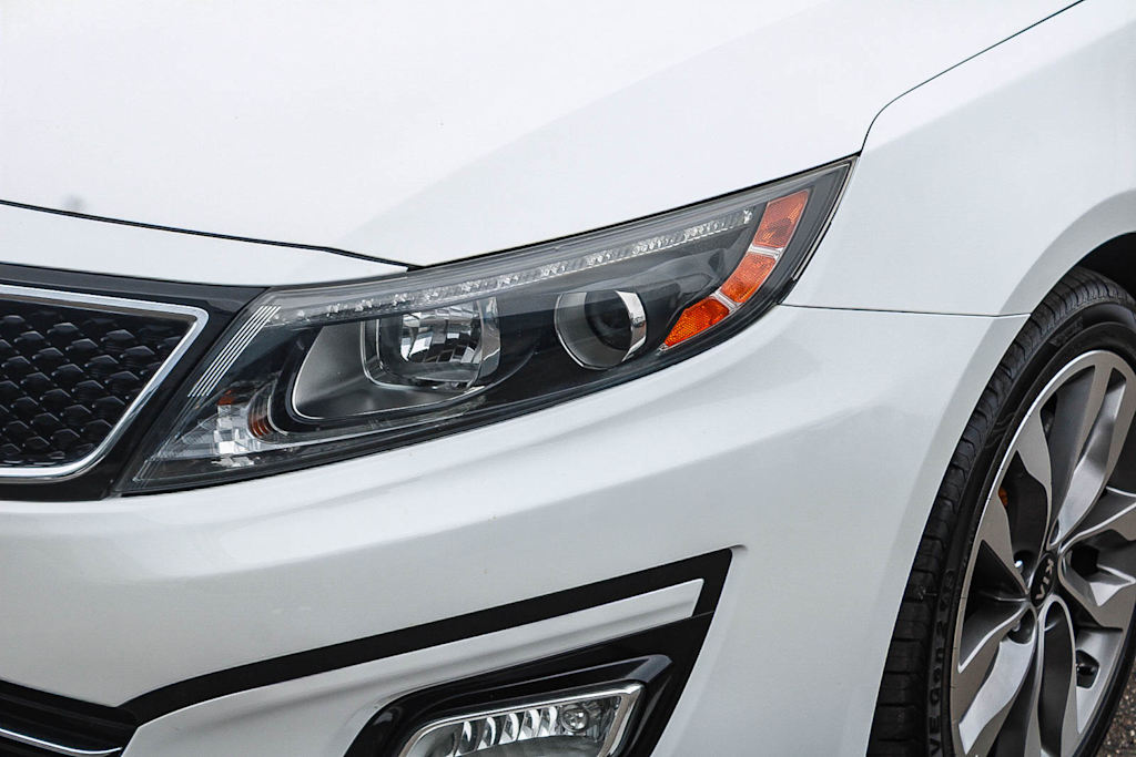 Thumbnail: 2014 Kia Optima - 21