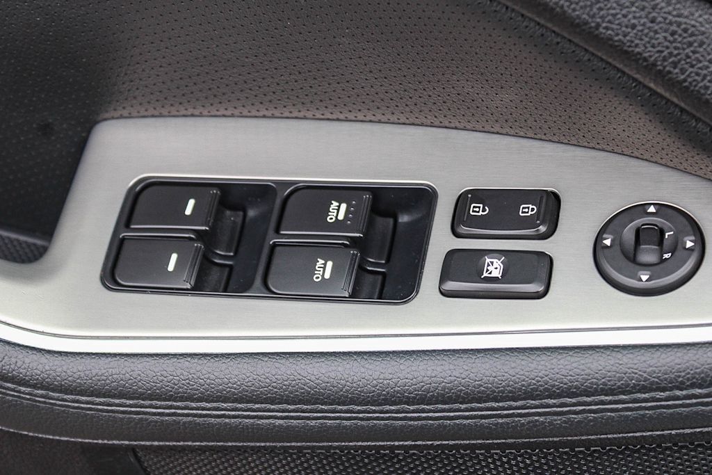 Thumbnail: 2014 Kia Optima - 24