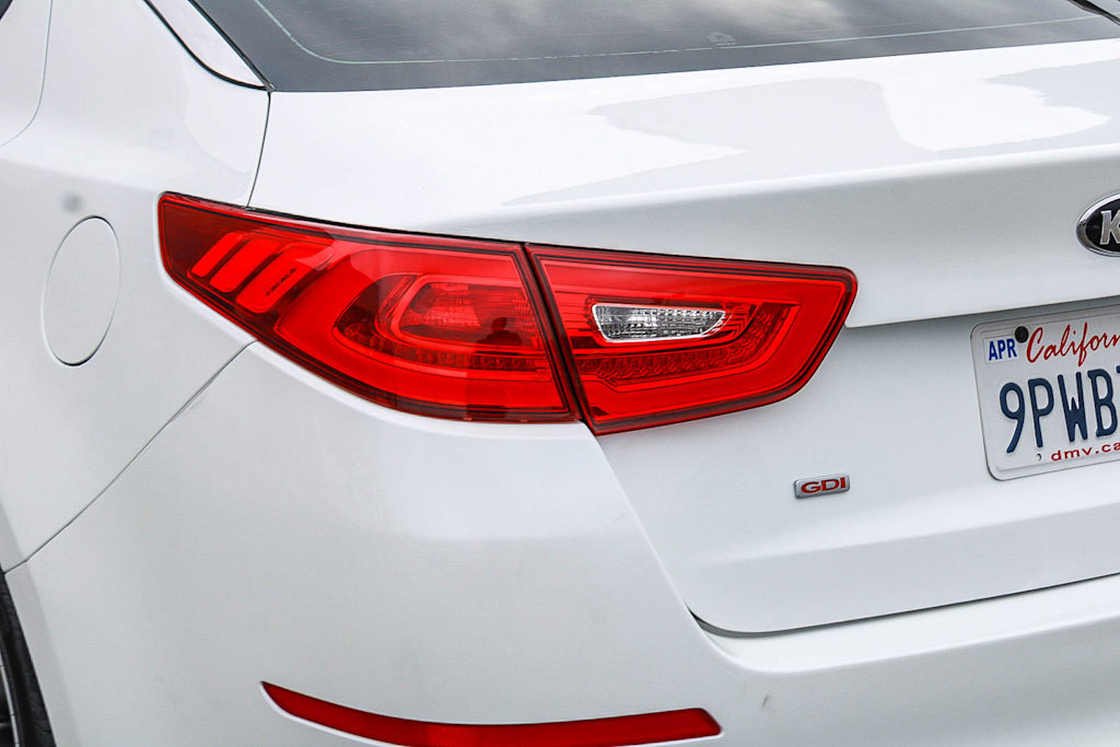 Thumbnail: 2014 Kia Optima - 20
