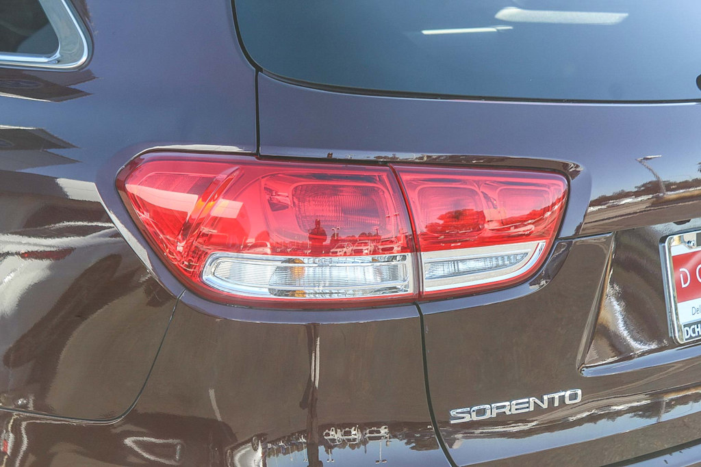 Thumbnail: 2016 Kia Sorento - 20