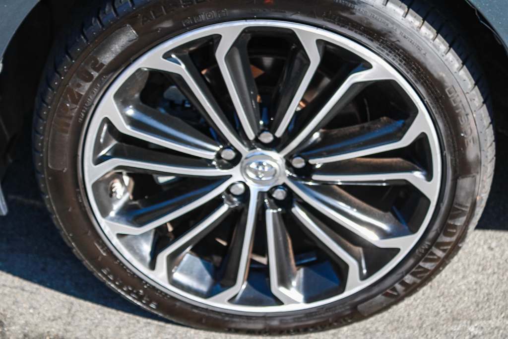 Thumbnail: 2016 Toyota Corolla - 7