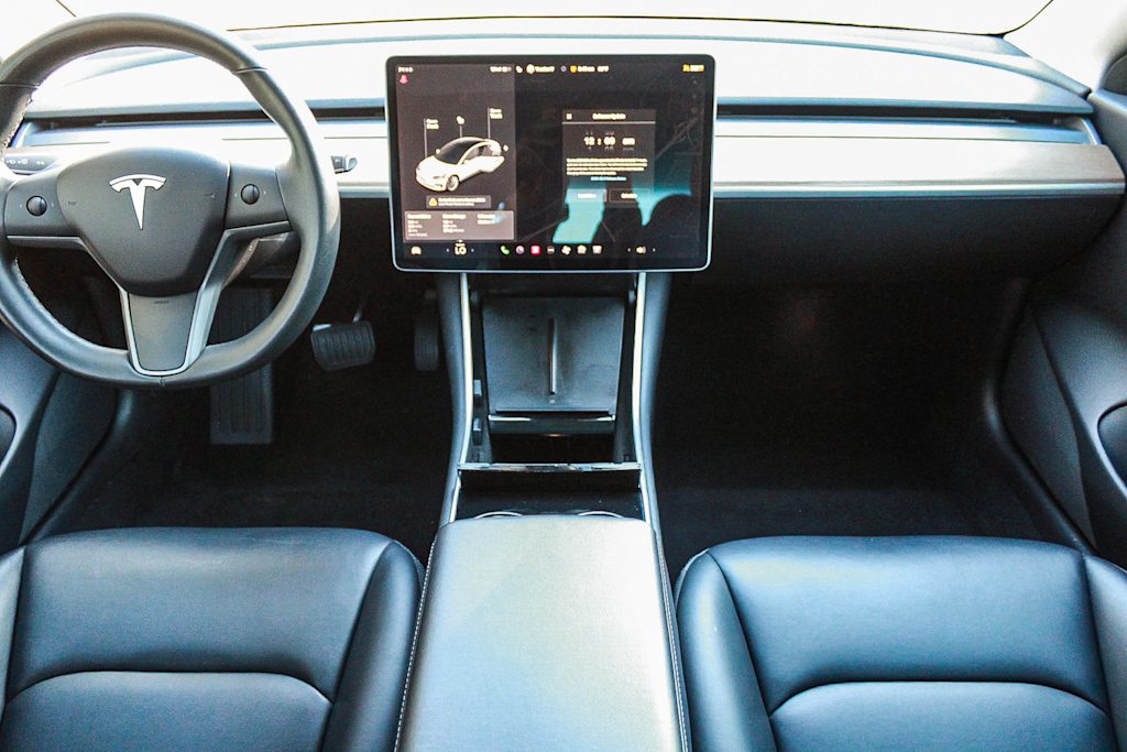 Thumbnail: 2018 Tesla Model 3 - 2