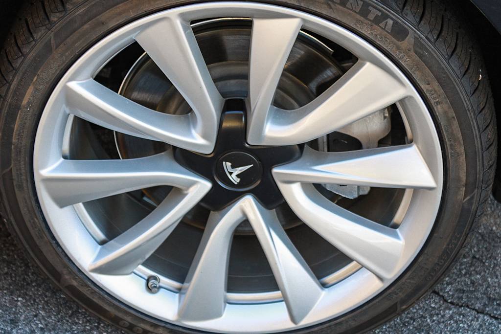 Thumbnail: 2018 Tesla Model 3 - 18