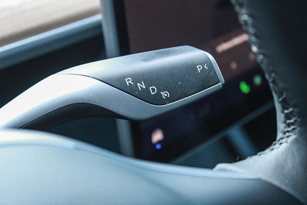 Thumbnail: 2023 Tesla Model 3 - 21
