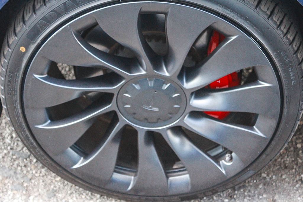 Thumbnail: 2023 Tesla Model 3 - 6