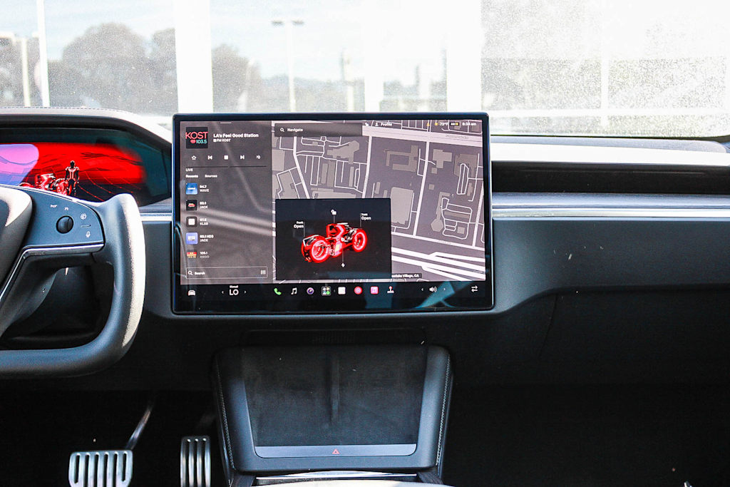Thumbnail: 2023 Tesla Model S - 9