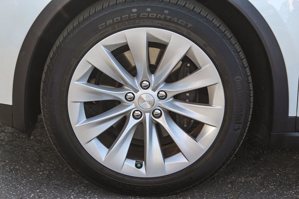 2020 Tesla Model X Long Range 6