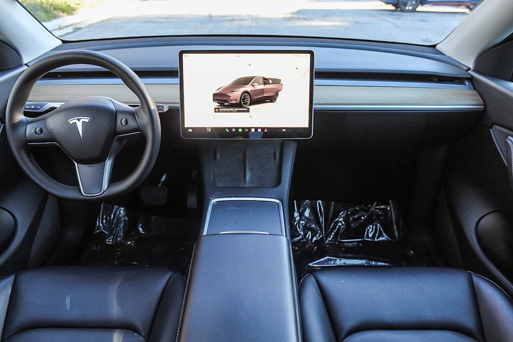 Thumbnail: 2022 Tesla Model Y - 8