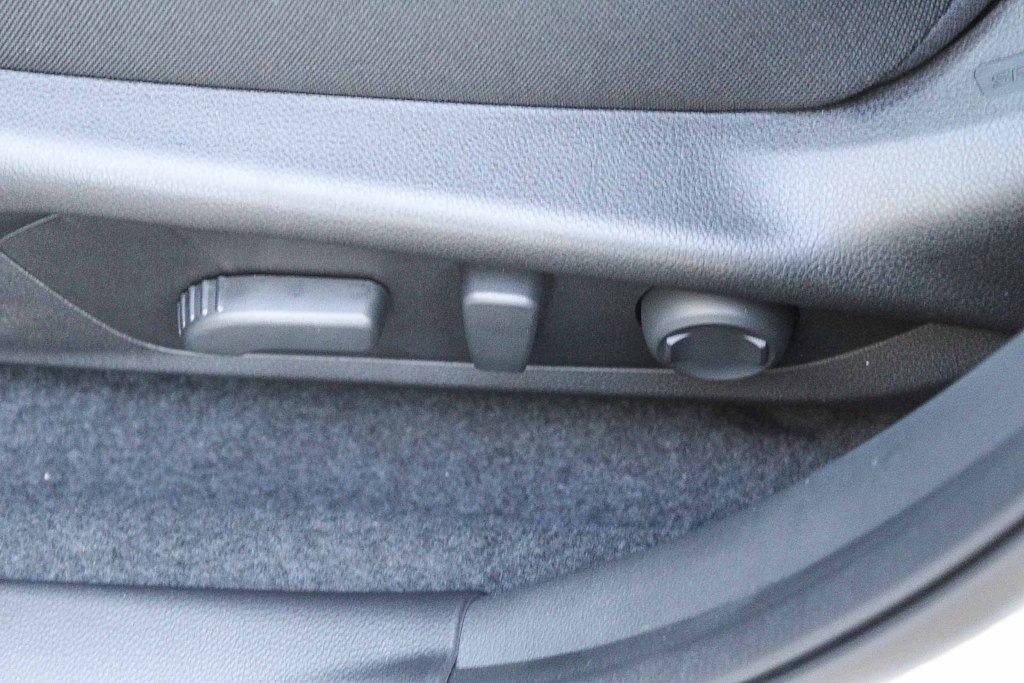 Thumbnail: 2025 Subaru Impreza - 25