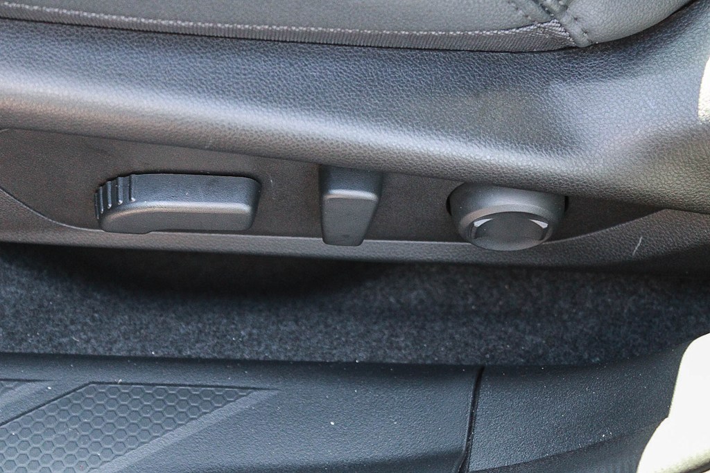 Thumbnail: 2026 Subaru Outback - 23