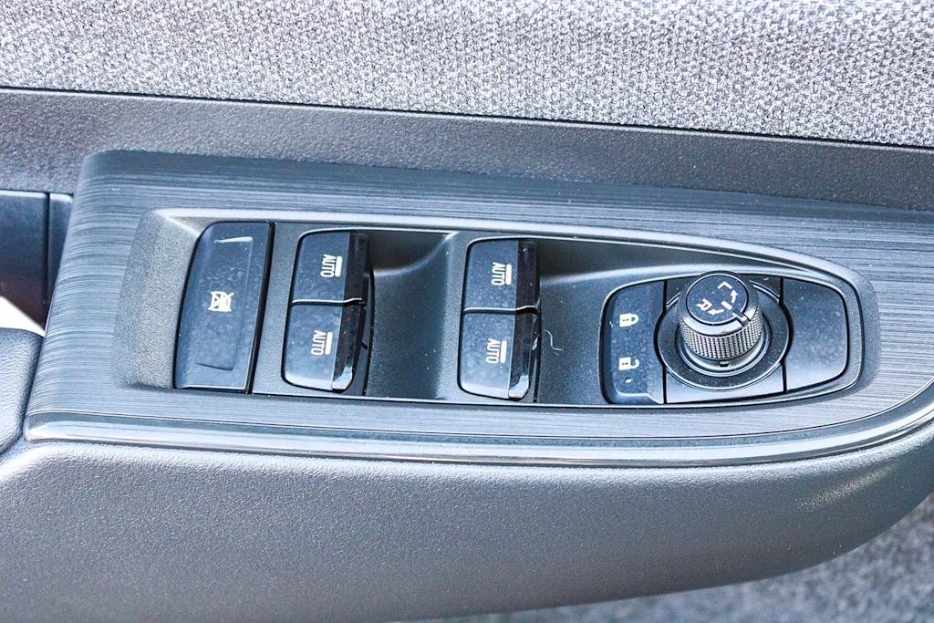 Thumbnail: 2026 Subaru Outback - 23