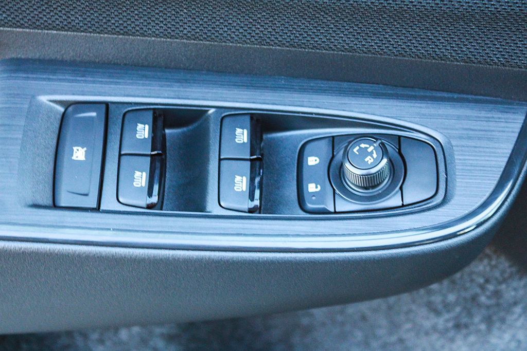 Thumbnail: 2026 Subaru Outback - 23