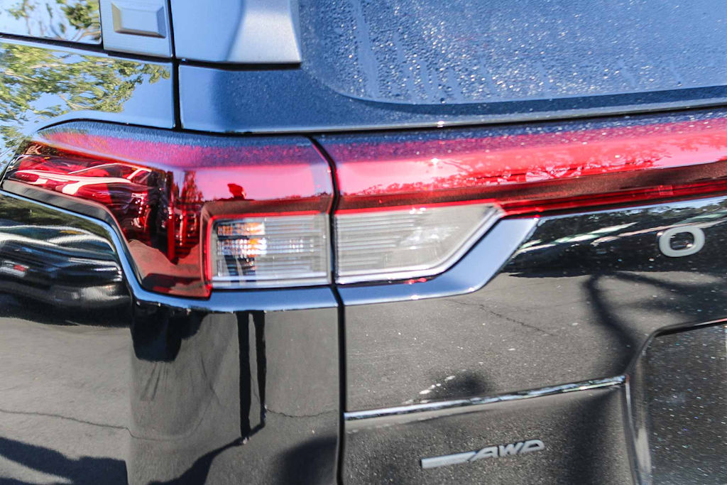 Thumbnail: 2026 Subaru Outback - 10