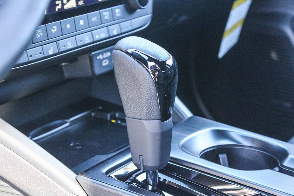 Thumbnail: 2026 Subaru Outback - 24