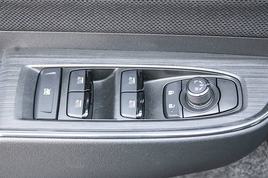 Thumbnail: 2026 Subaru Outback - 23
