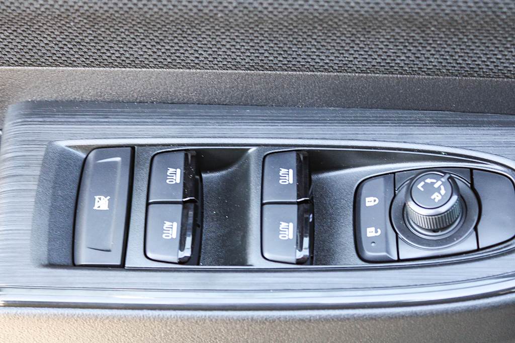 Thumbnail: 2026 Subaru Outback - 23