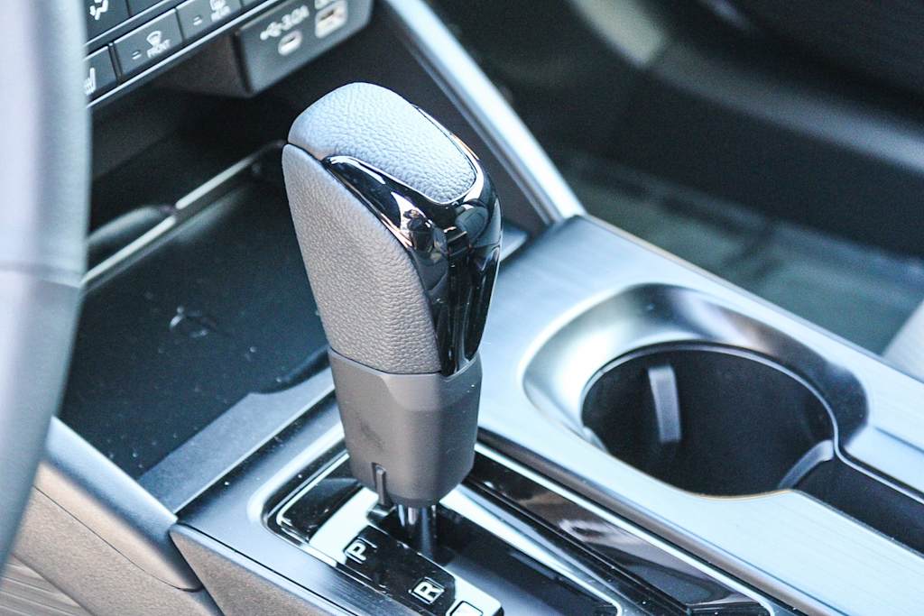 Thumbnail: 2026 Subaru Outback - 15