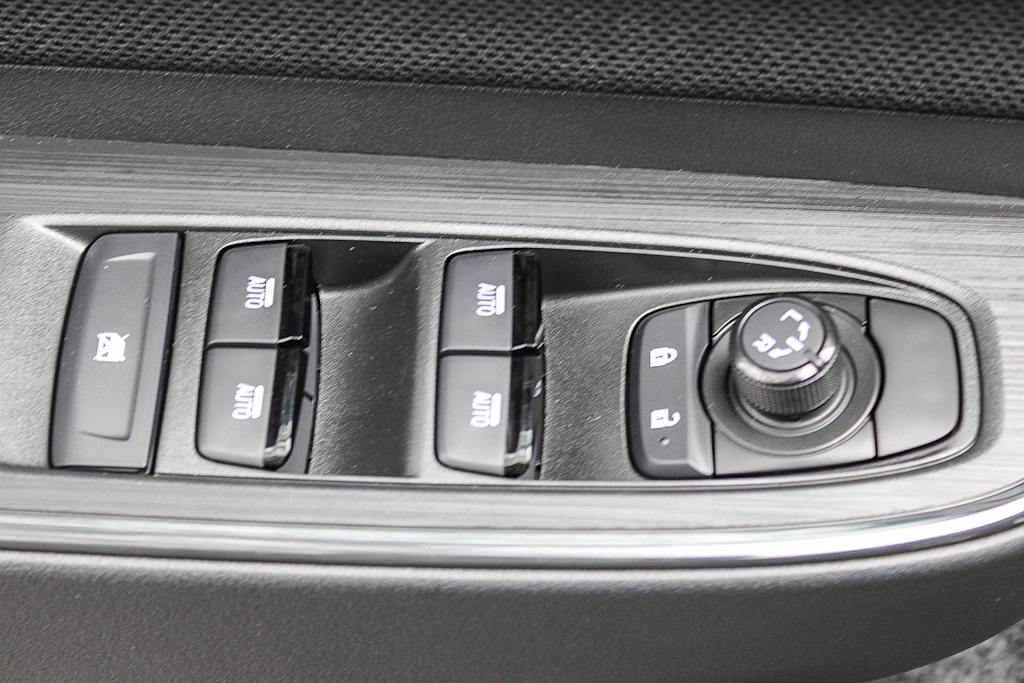 Thumbnail: 2026 Subaru Outback - 23