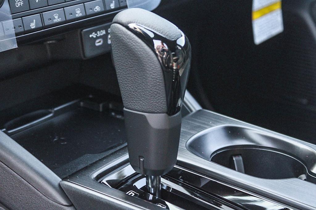 Thumbnail: 2026 Subaru Outback - 25
