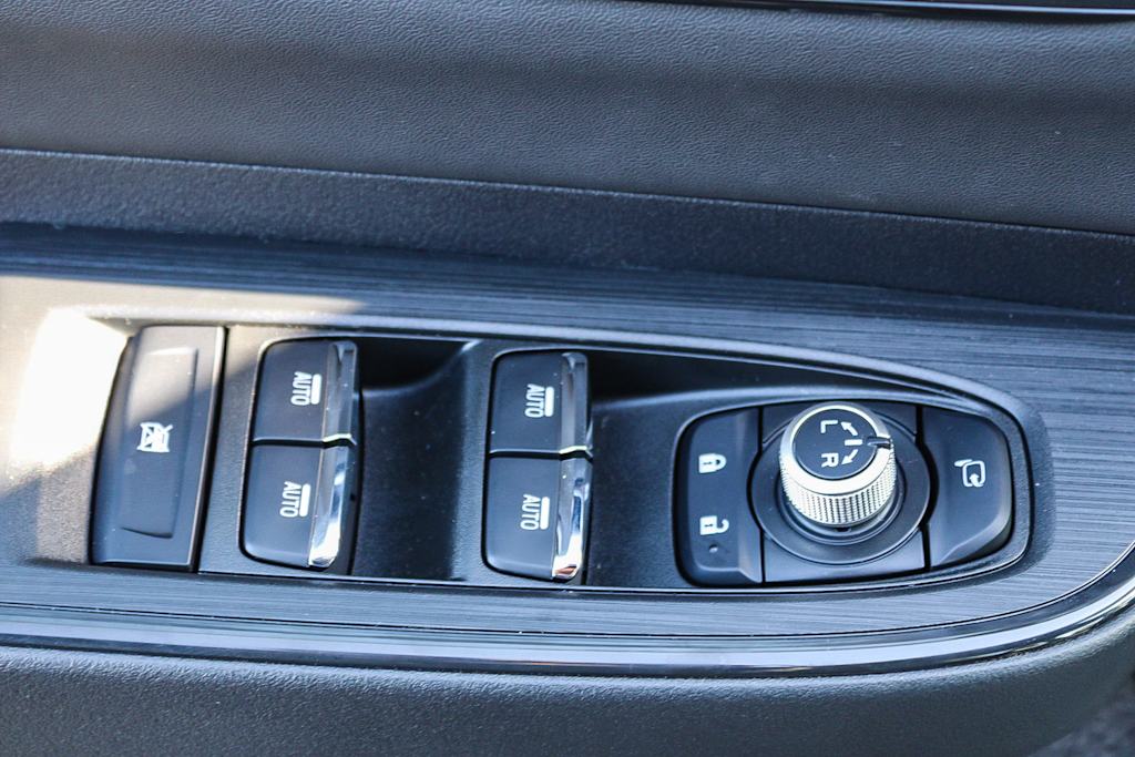 Thumbnail: 2026 Subaru Outback - 23