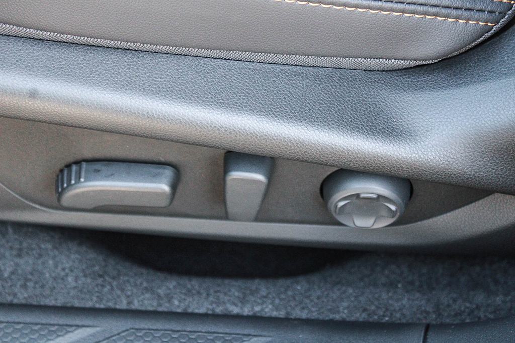 Thumbnail: 2026 Subaru Outback - 24