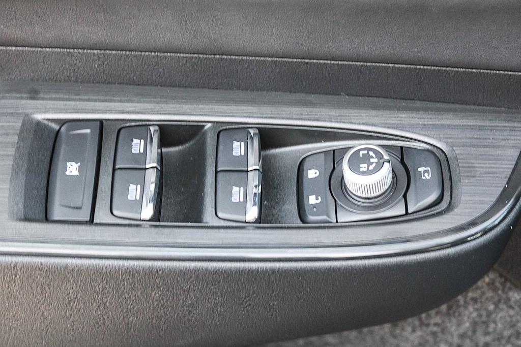 Thumbnail: 2026 Subaru Outback - 23