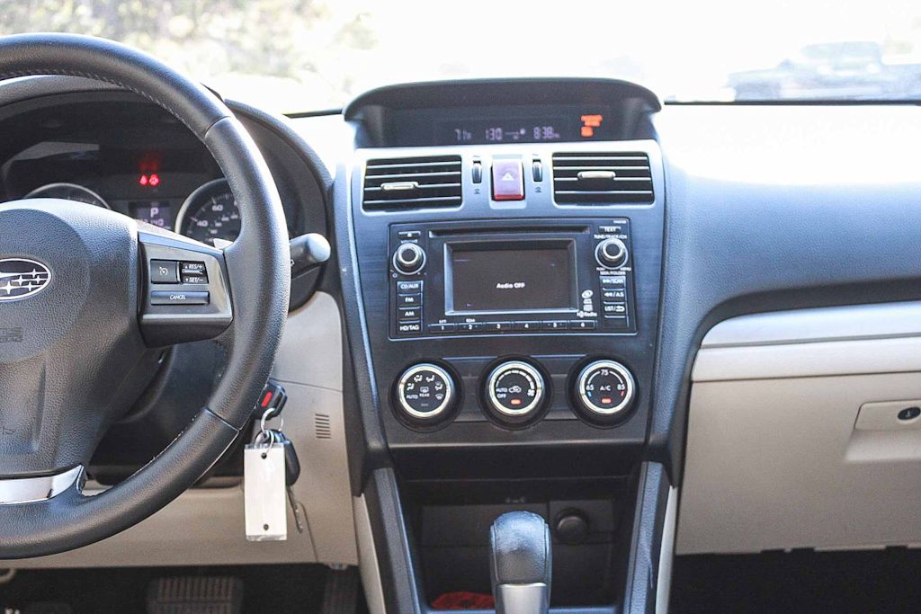 Thumbnail: 2013 Subaru XV Crosstrek - 9