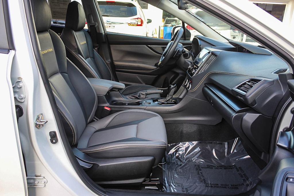 Thumbnail: 2023 Subaru Crosstrek - 10