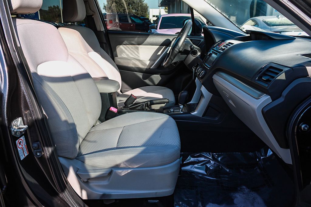 Thumbnail: 2015 Subaru Forester - 10