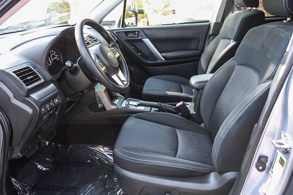 Thumbnail: 2017 Subaru Forester - 11