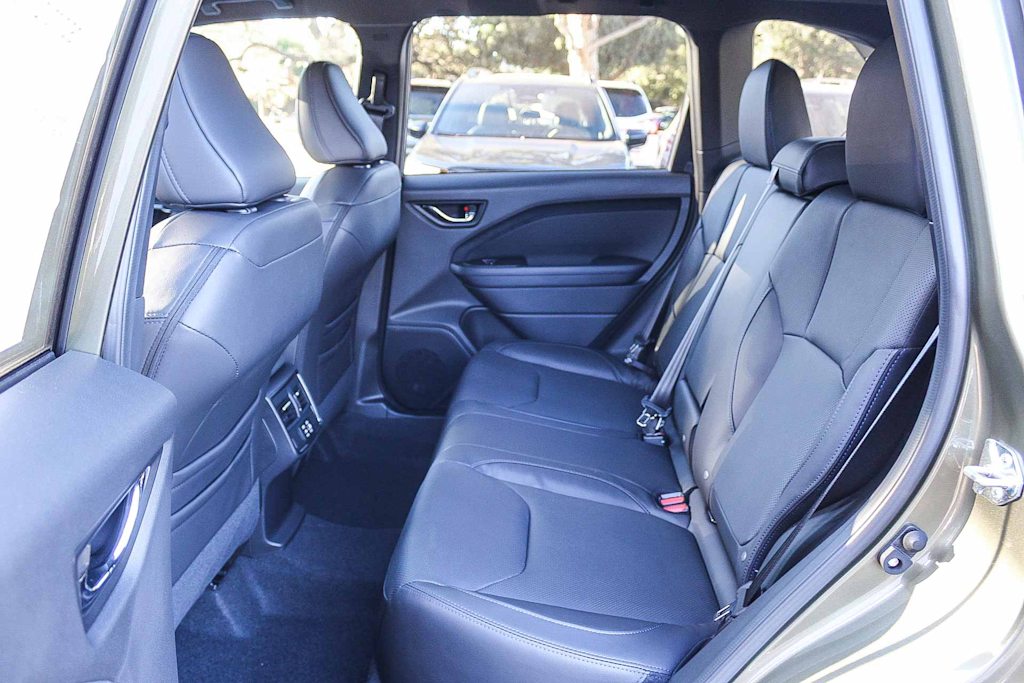 Thumbnail: 2025 Subaru Forester - 12