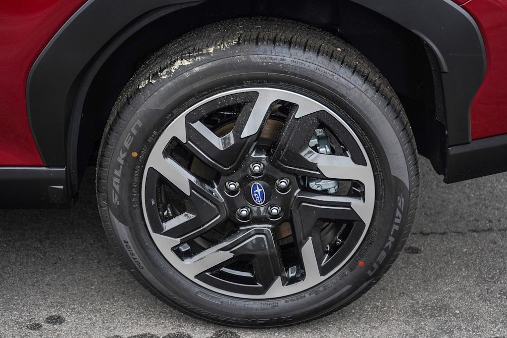 2025 Subaru Forester Limited 21