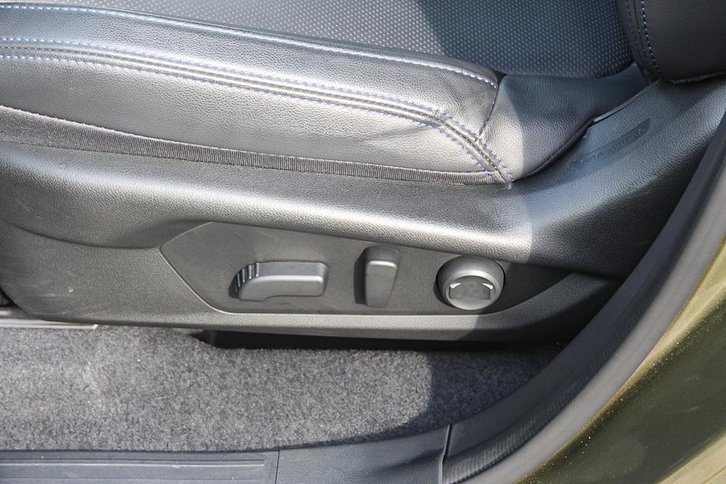 2025 Subaru Forester Limited 26