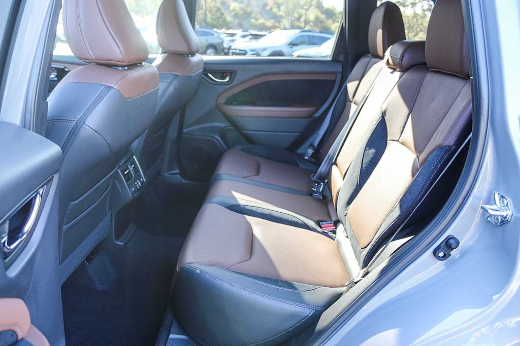 Thumbnail: 2025 Subaru Forester - 12