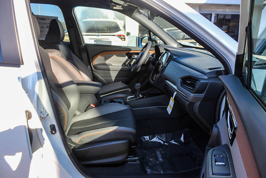 Thumbnail: 2025 Subaru Forester - 10