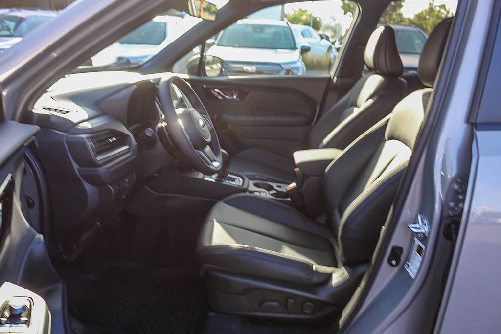 Thumbnail: 2025 Subaru Forester - 11